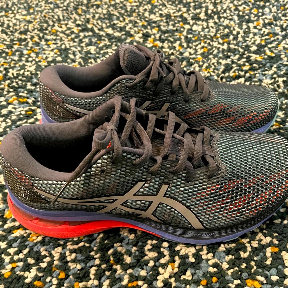 Asics GEL-KAYANO 28 LITE-SHOW